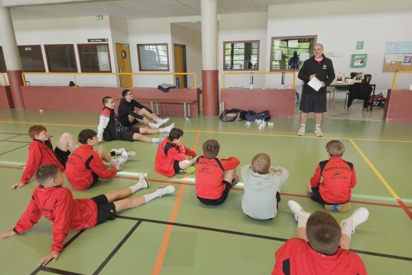 2026-04-21-stage-jeunes-06104FCBF7-D459-B524-43BA-4EEAF0C8C33E.jpg